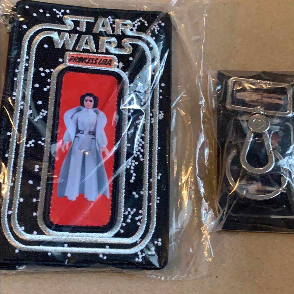 New Harvey’s Star Wars Coin Purse and Keychain